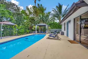 1915 New Haven Ave, Wellington, FL 33414 - Photo 38