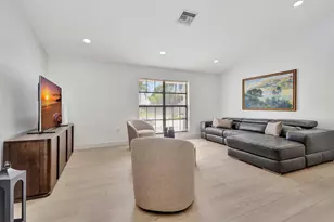 1915 New Haven Ave, Wellington, FL 33414 - Photo 26