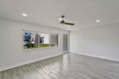 105 Coventry E #105, West Palm Beach, FL 33417 - Photo 8