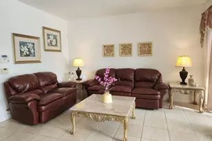 1006 Shoma Dr, Royal Palm Beach, FL 33414 - Photo 4