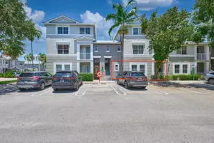 1006 Shoma Dr, Royal Palm Beach, FL 33414 - Photo 2