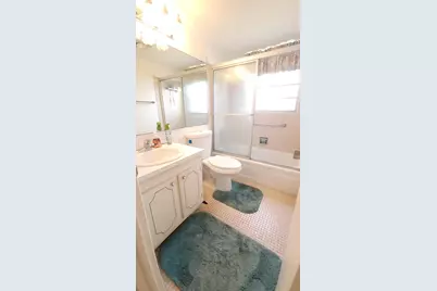 147 Bedford F, West Palm Beach, FL 33417 - Photo 8
