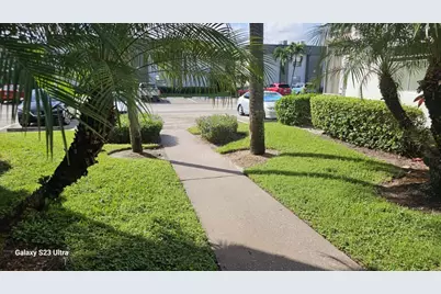 400 Piedmont I, Delray Beach, FL 33484 - Photo 1