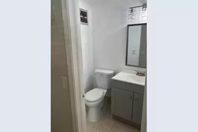 152 Easthampton G, West Palm Beach, FL 33417 - Photo 4