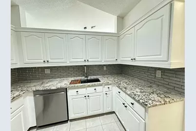 7729 Forest Green Lane, Boynton Beach, FL 33436 - Photo 12