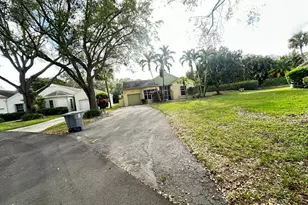 7729 Forest Green Ln, Boynton Beach, FL 33436 - Photo 2