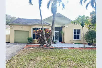 7729 Forest Green Lane, Boynton Beach, FL 33436 - Photo 4