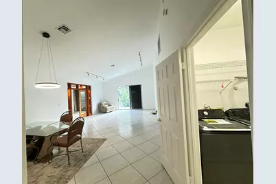 7729 Forest Green Lane, Boynton Beach, FL 33436 - Photo 10