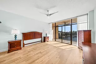 11370 Twelve Oaks Way, North Palm Beach, FL 33408 - Photo 12