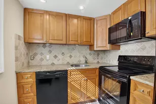 109 Monaco C, Delray Beach, FL 33446 - Photo 8