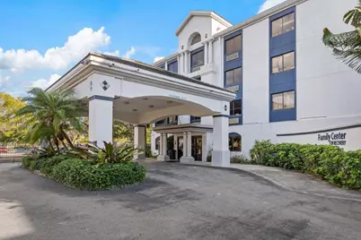 7051 Seacrest Boulevard, Lake Worth, FL 33462 - Photo 2