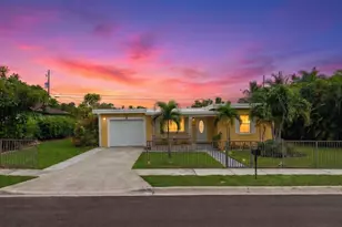 1136 W 7th St, Riviera Beach, FL 33404 - Photo 1