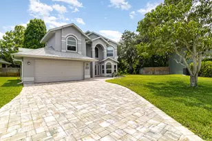 3844 St Armens Cir, Melbourne, FL 32934 - Photo 2