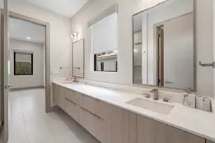 499 NE 4th St, Boca Raton, FL 33432 - Photo 60