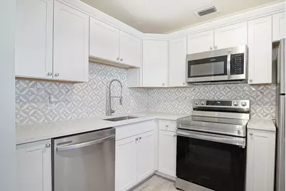 44 Vista Gardens Trail #106, Vero Beach, FL 32962 - Photo 4