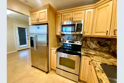 843 Flanders R, Delray Beach, FL 33484 - Photo 1