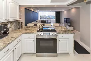 1401 S Federal Hwy, Boca Raton, FL 33432 - Photo 12