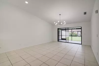 3 Fawlkland Circle, Boynton Beach, FL 33426 - Photo 8
