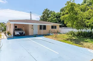 4230 NE 1st Terrace, Oakland Park, FL 33334 - Photo 1
