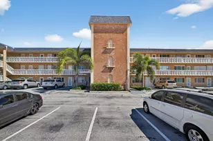 131 Doolen Ct, North Palm Beach, FL 33408 - Photo 8