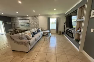 5252 NW E Piper Cir, Port Saint Lucie, FL 34986 - Photo 10