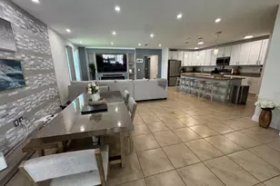 5252 NW E Piper Cir, Port Saint Lucie, FL 34986 - Photo 8