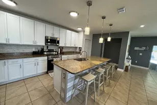 5252 NW E Piper Cir, Port Saint Lucie, FL 34986 - Photo 4