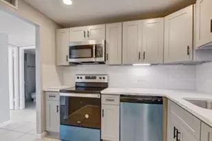 500 Executive Center Dr, West Palm Beach, FL 33401 - Photo 1