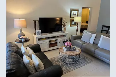 6117 Fairfield Circle, Greenacres, FL 33463 - Photo 10