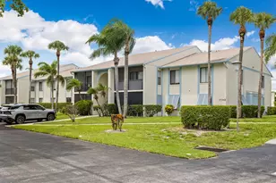 1102 Green Pine Blvd, West Palm Beach, FL 33409 - Photo 1