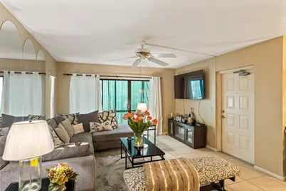 1102 Green Pine Boulevard #H1, West Palm Beach, FL 33409 - Photo 6
