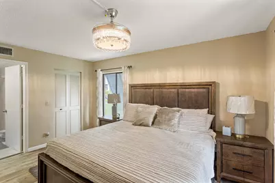 1102 Green Pine Boulevard #H1, West Palm Beach, FL 33409 - Photo 12