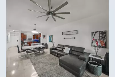 1610 Presidential Way #B-207, West Palm Beach, FL 33401 - Photo 4