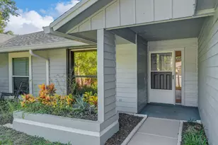 12726 SE Pinehurst Ct, Hobe Sound, FL 33455 - Photo 1