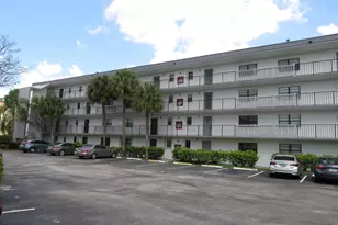 9233 SW 8th St, Boca Raton, FL 33428 - Photo 4