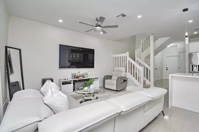 819 NW 42 Place #819, Deerfield Beach, FL 33064 - Photo 12