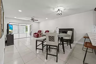 647 Marlboro Oval, Lake Worth, FL 33467 - Photo 8