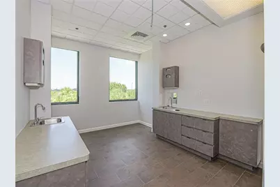 3755 7th Terrace #303 ''Suites'', Vero Beach, FL 32960 - Photo 12