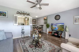 393 Windsor Q, West Palm Beach, FL 33417 - Photo 6