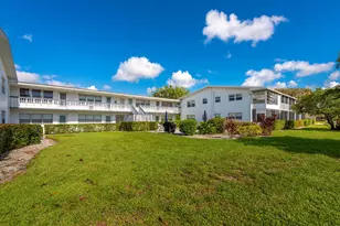 393 Windsor Q, West Palm Beach, FL 33417 - Photo 18