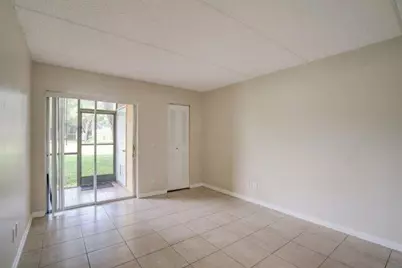 1104 Meadows Circle, Boynton Beach, FL 33436 - Photo 14