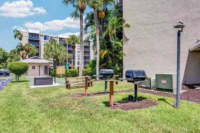 21 Royal Palm Way #405, Boca Raton, FL 33432 - Photo 46