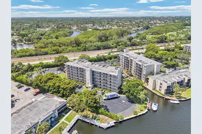 21 Royal Palm Way #405, Boca Raton, FL 33432 - Photo 2
