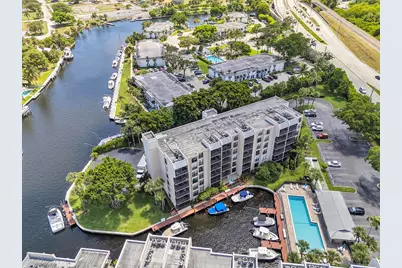 21 Royal Palm Way #405, Boca Raton, FL 33432 - Photo 4