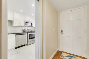 155 Yacht Club Dr, North Palm Beach, FL 33408 - Photo 10