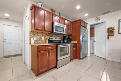112 Mediterranean Boulevard N, Port Saint Lucie, FL 34952 - Photo 6