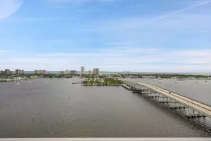 2640 Lake Shore Dr, Riviera Beach, FL 33404 - Photo 4