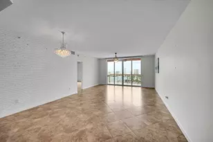 2640 Lake Shore Dr, Riviera Beach, FL 33404 - Photo 20