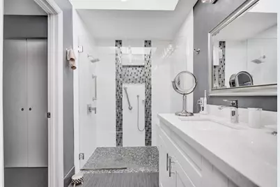 11162 Clover Leaf Circle, Boca Raton, FL 33428 - Photo 30