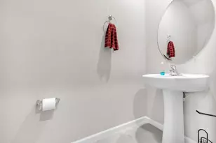 5688 Mentmore Dr, West Palm Beach, FL 33407 - Photo 4